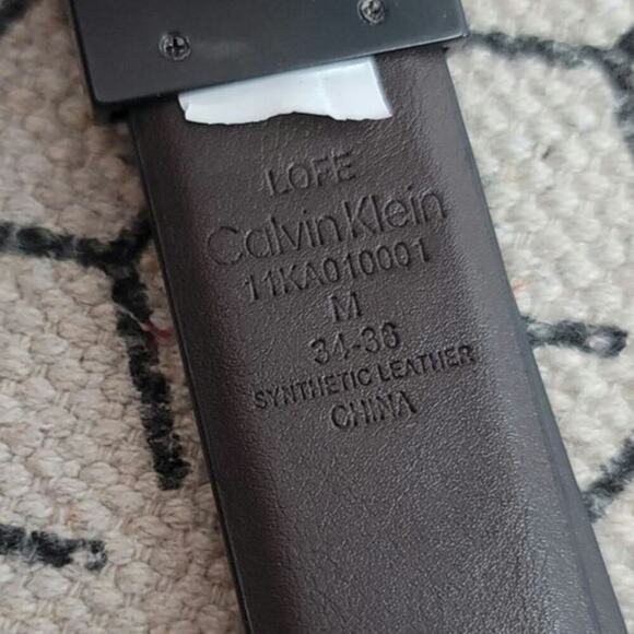 CALVIN KLEIN BLACK W BLACK BELT BUCKLE SYTHENTIC LEATHER BELT, SZ MEDIUM - Picture 7 of 8